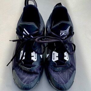 Nike Giannis Immortality 2 Holographic Youth 3.5 Basketball - free USPS ship